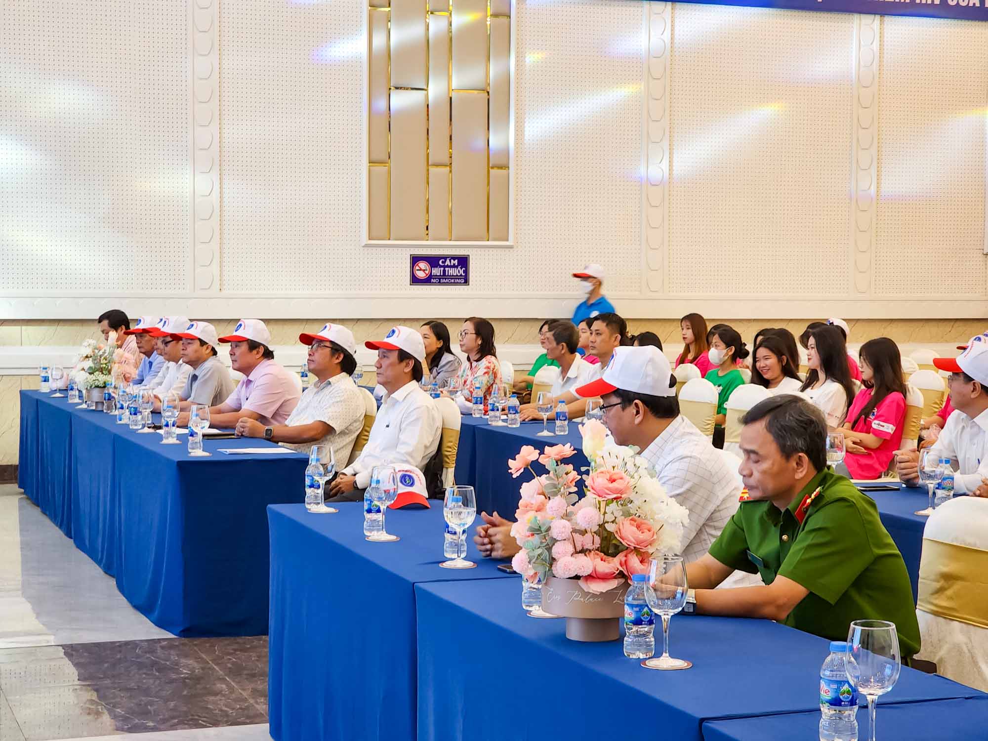Nhiều đại diện lãnh đạo cấp cao của tỉnh Đồng Nai tham dự