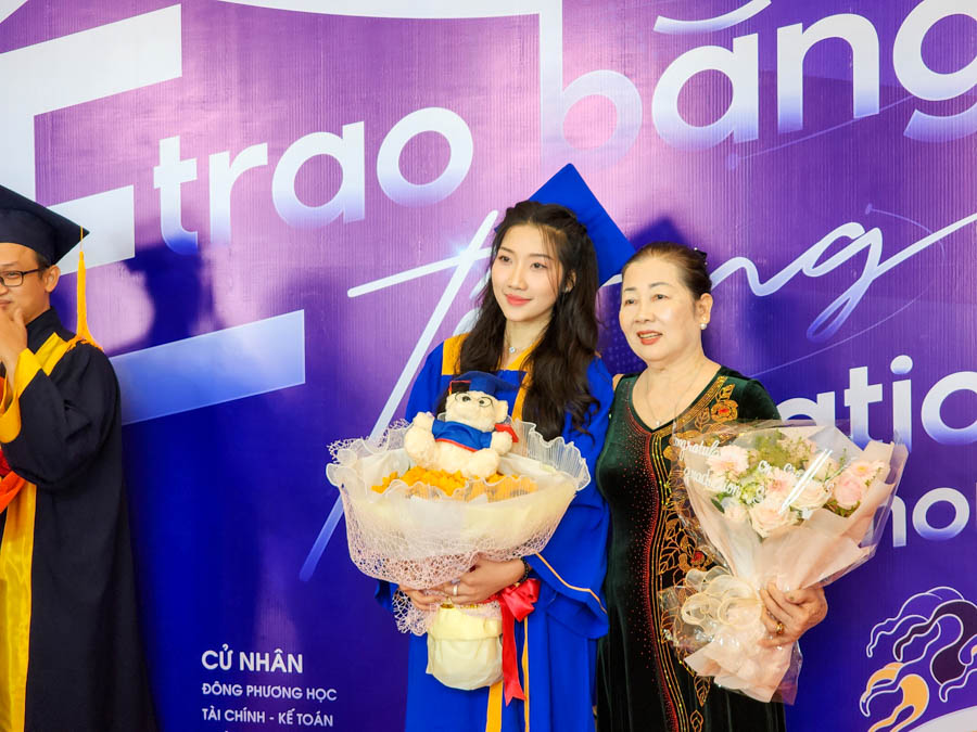 Lễ Tốt Nghiệp: Một Cột Mốc Quan Trọng